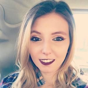 Meet your Posher, Casey